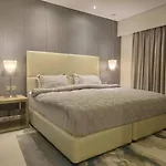 Stunning 2Br Paramount Apartment
